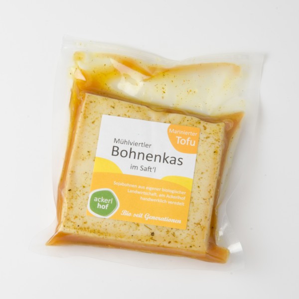 Mühlviertler Bohnenkas im Saft'l (Marinierter Tofu)
